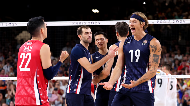 Itália, EUA, França e Eslovênia já se garantem nos mata-matas do vôlei masculino em Paris 2024