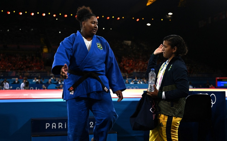 Piauiense Sarah Menezes é a 1ª campeã olímpica como atleta e técnica no judô feminino