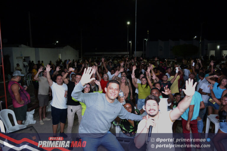 Padre Marcos | Festa da Vitória anima Riacho do Padre com Grande Show Musical