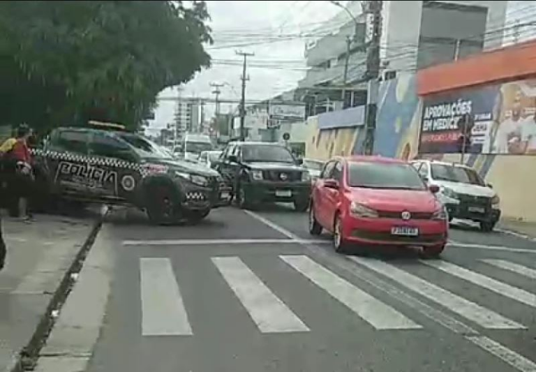 Aluna atira em colega por causa de desavenças no relacionamento em Teresina, diz delegado