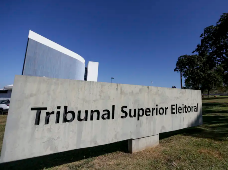 Eleitores que não votaram no 2º turno têm até terça para justificar